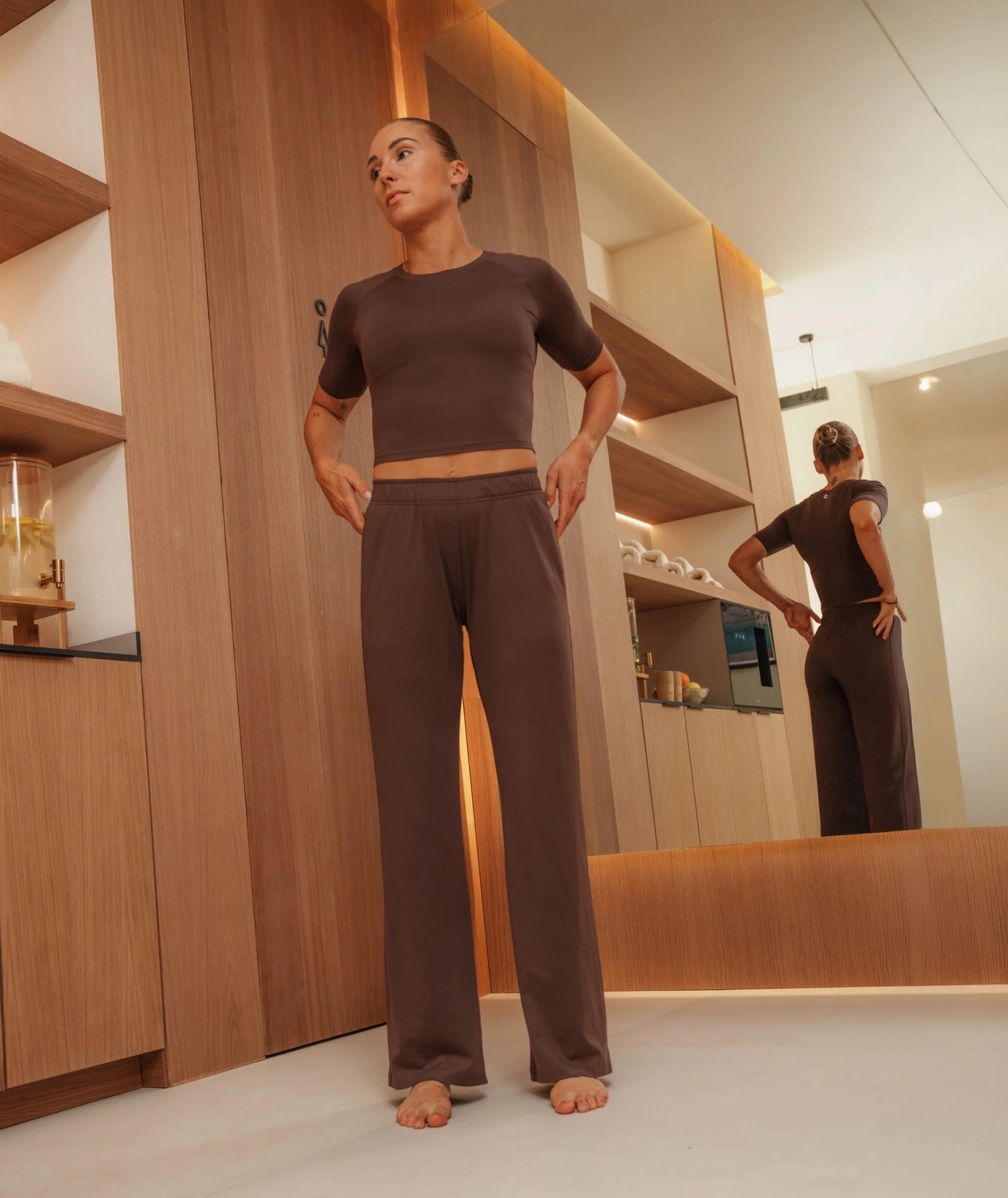 Cropped ComfyKnit Tee - Image 10