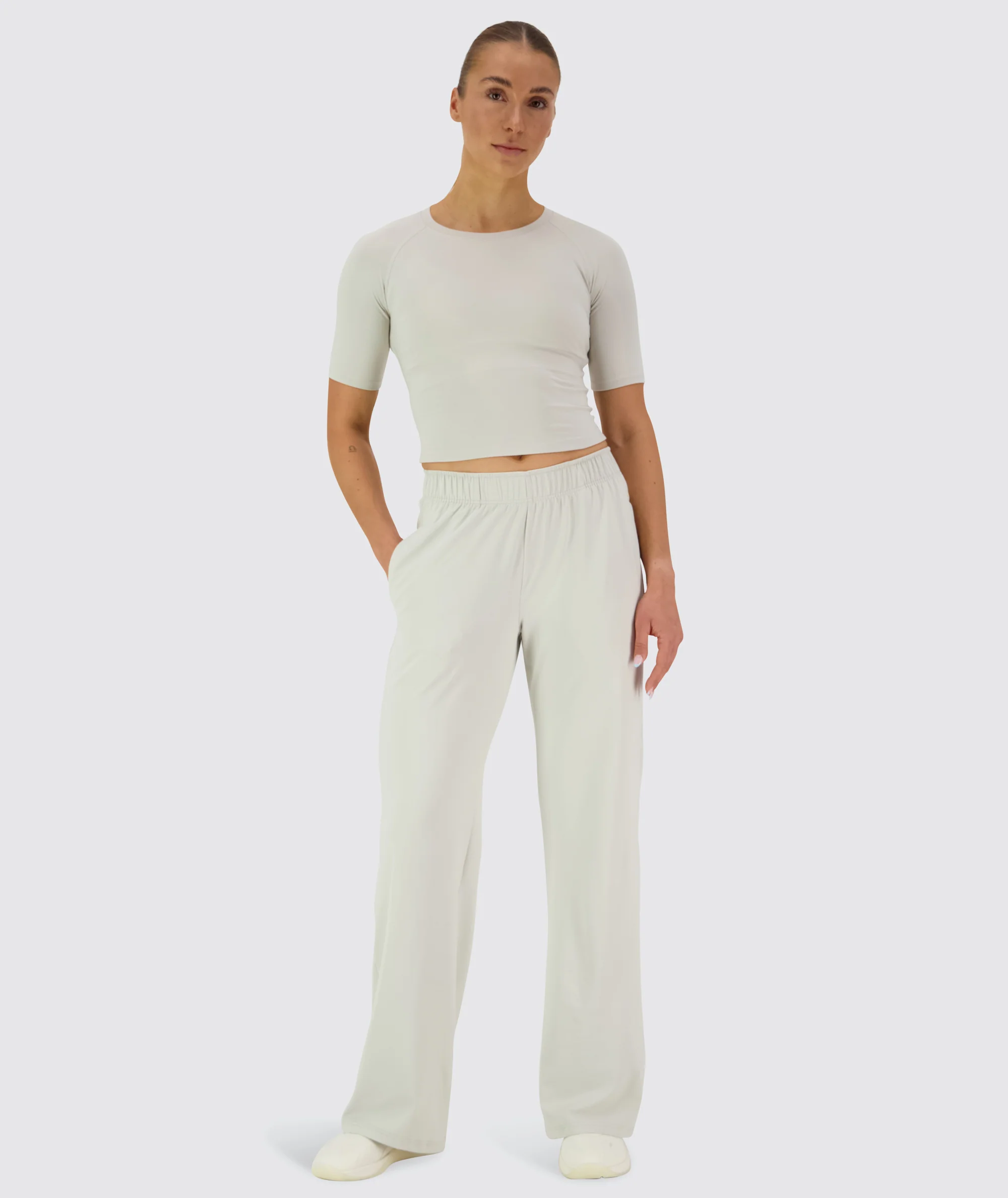 Cropped ComfyKnit Tee - Image 4