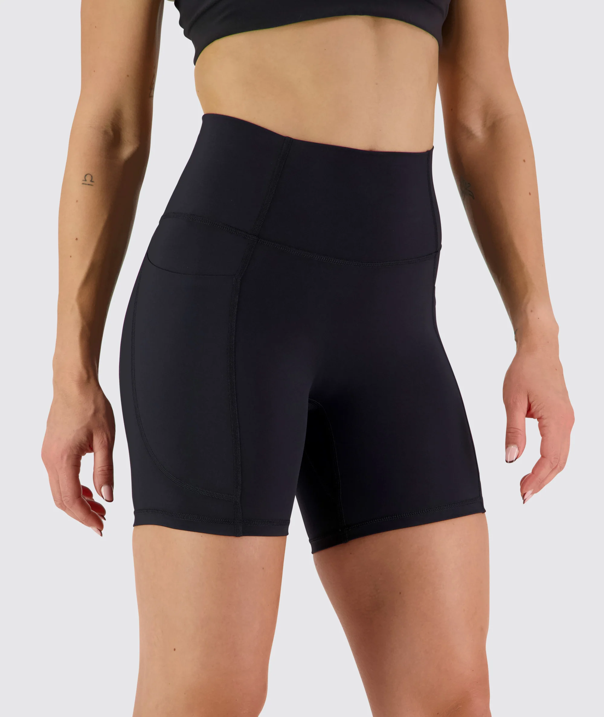 Everyday Pocket Shorts - Image 12