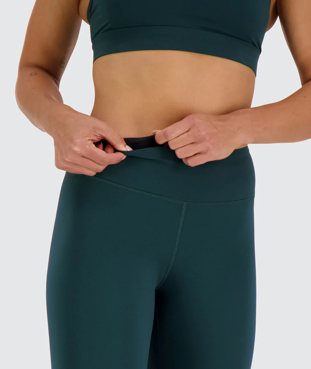 Mid-Waist Training Tights - Image 15